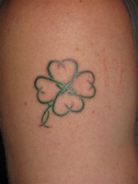 Four leaf clover meaning tattoo. Things To Know About Four leaf clover meaning tattoo. 